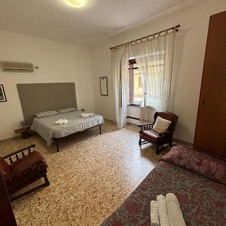 Pm 41 Via Ennio Porrino Guest House Alguer Exterior foto
