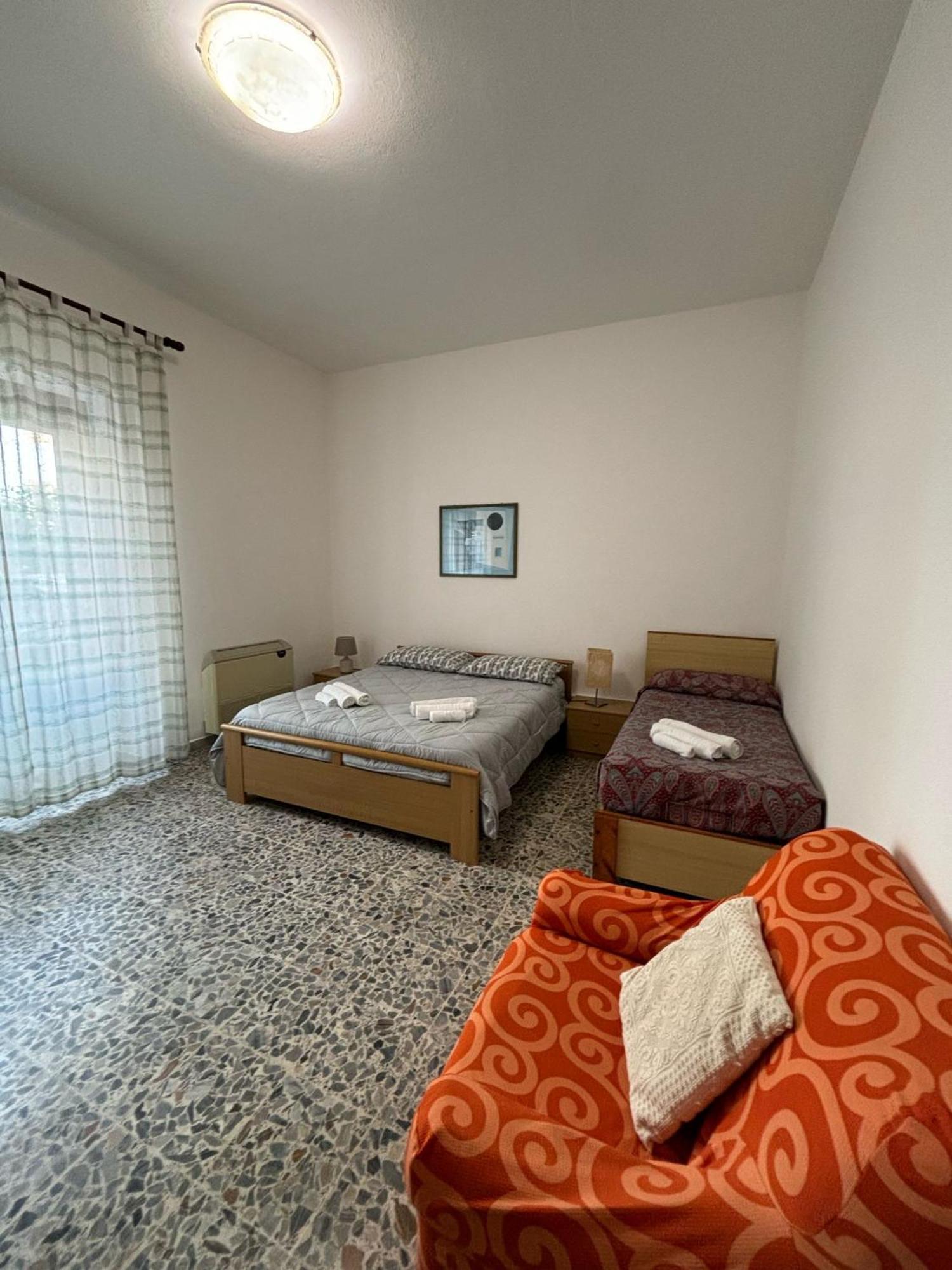 Pm 41 Via Ennio Porrino Guest House Alguer Exterior foto