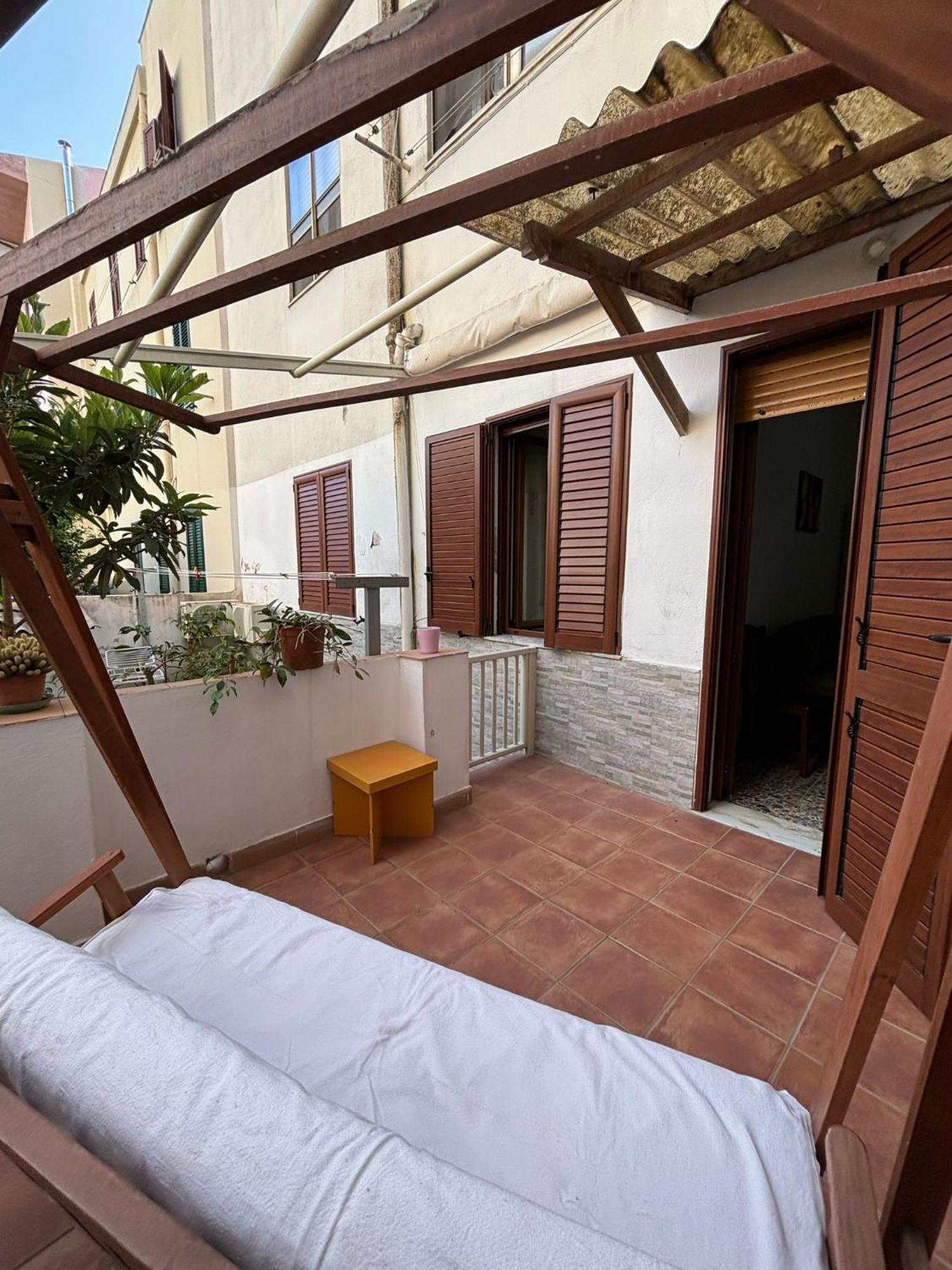 Pm 41 Via Ennio Porrino Guest House Alguer Exterior foto