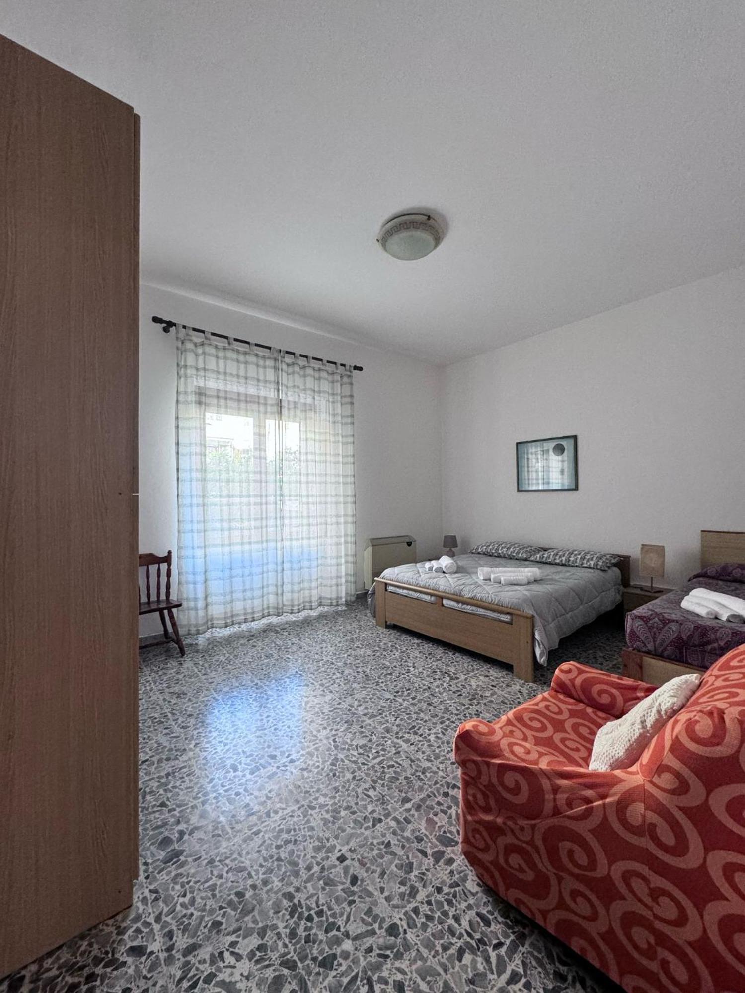 Pm 41 Via Ennio Porrino Guest House Alguer Exterior foto