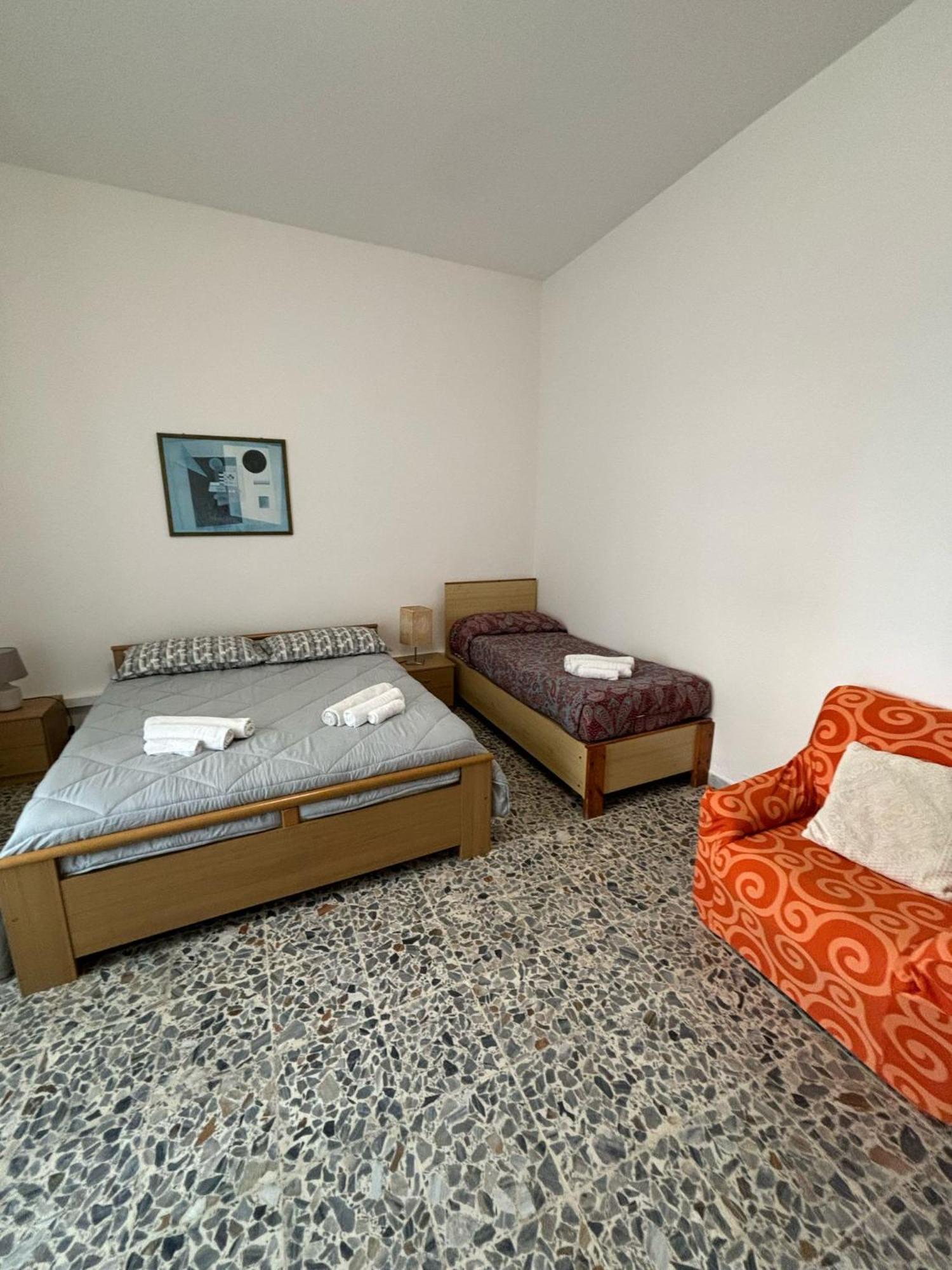 Pm 41 Via Ennio Porrino Guest House Alguer Exterior foto