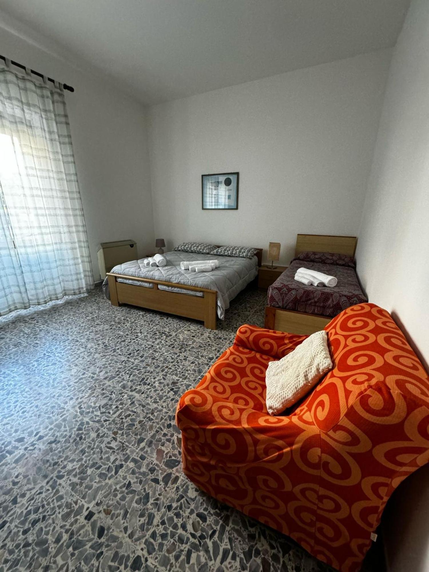 Pm 41 Via Ennio Porrino Guest House Alguer Exterior foto