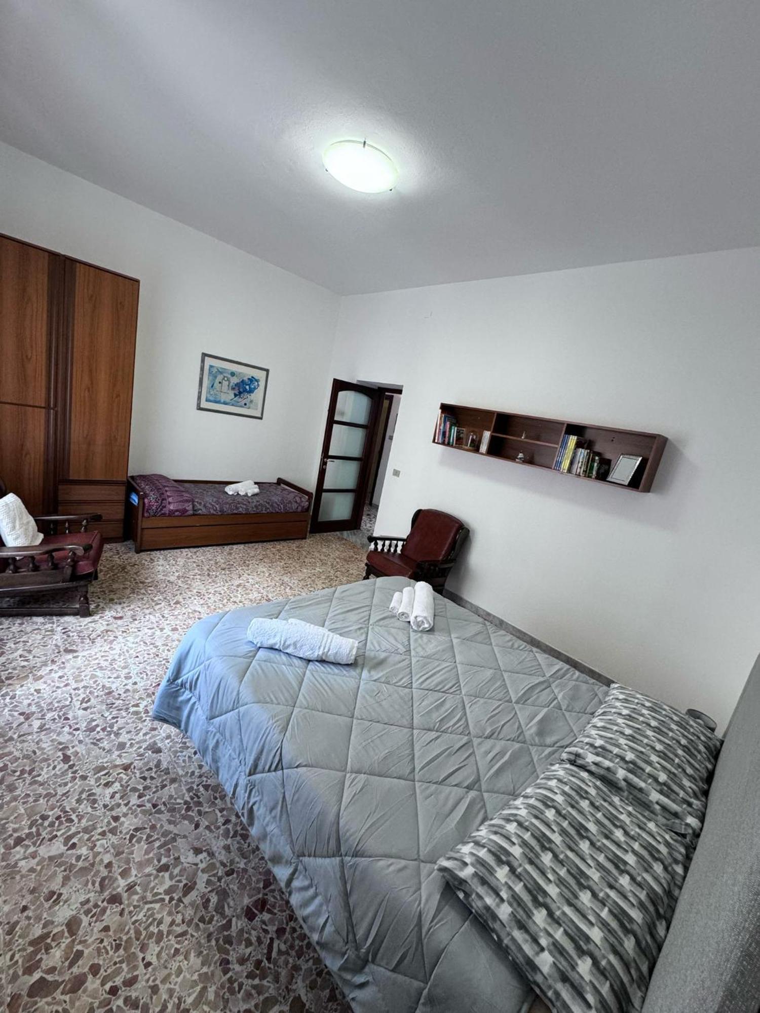 Pm 41 Via Ennio Porrino Guest House Alguer Exterior foto