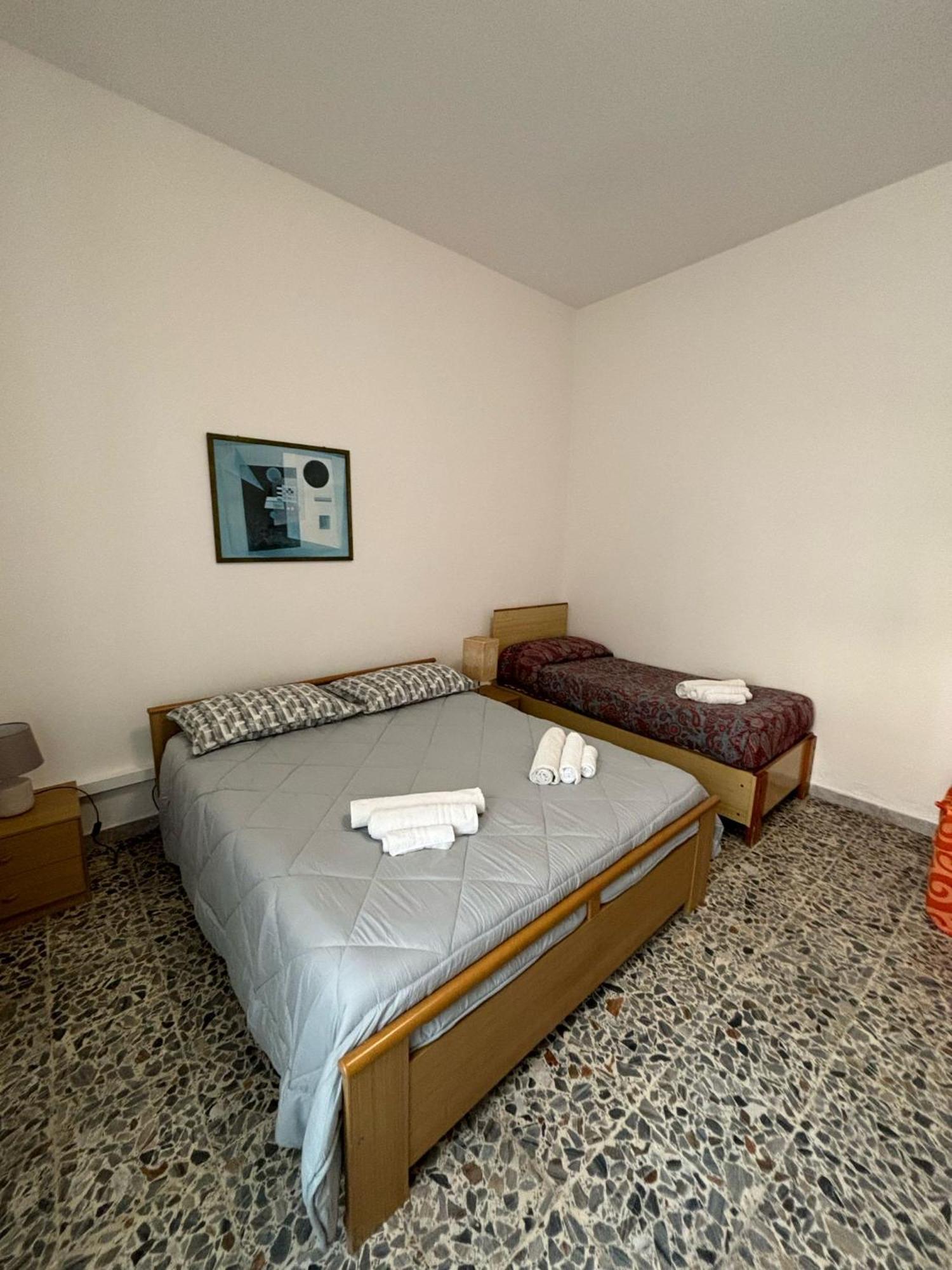 Pm 41 Via Ennio Porrino Guest House Alguer Exterior foto